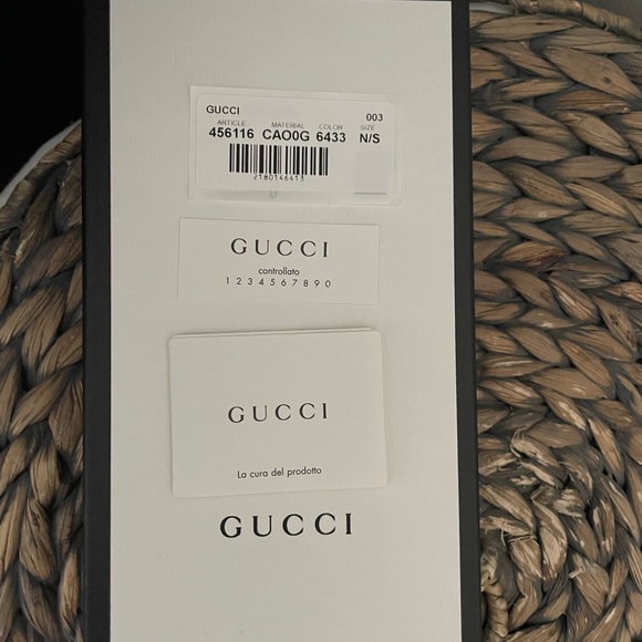 Gucci Red Continental Wallet - Picture 4 of 5